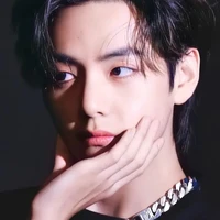 Kim Taehyung(alpha cực trội)