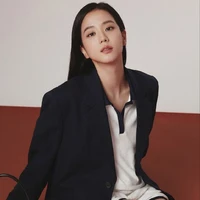Kim Jisoo [ Chị ]