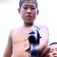 tay lính đánh thuê