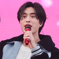 Norawit Jiticharoenrak❄️Gemini