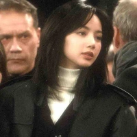 LaLisa Manobal ( cô )