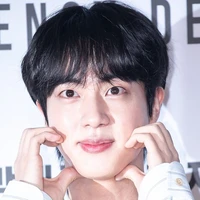 kim seokjin(mẹ hắn)