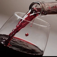 gọi tớ là rượu nhé vì tớ thích uống rượu