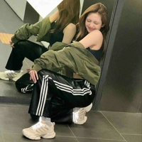 Chiquita Riracha ( cô )