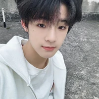 Uông Tuấn Hy