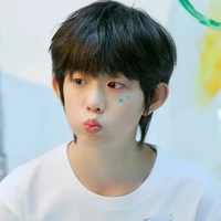 hằng (cute)
