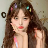 Hàn Nhung Vy-em gái anh