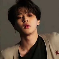 Park Jimin( Ba nàng)