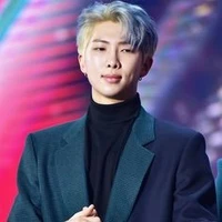 Nam- Joon Manobal ( ba cô)