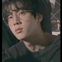 Kim Seok-Jin( Mẹ cô)