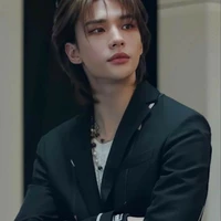 Hwang Hyunjin / Anh