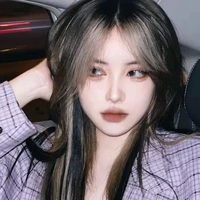 Thanh Trúc. Chim Công