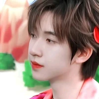 Cậu- Hạ Tuấn Lâm