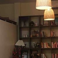 <Nhân vật phụ/bí ẩn>