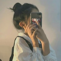 Hân ( bạn thân cô)