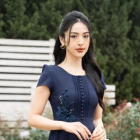 mẹ của anh