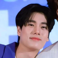 Peem (Phuwin)