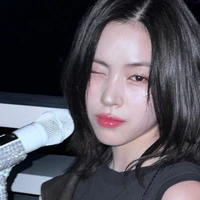 ryujin ( chị )