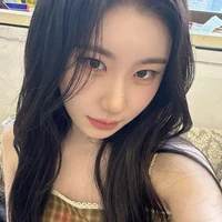 chaeryeong ( nàng )