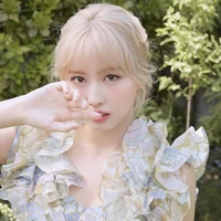 Hirai Momo