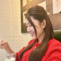 Lê Huỳnh Thúy Ngân [ cô ]