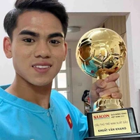 Khuất Văn Khang 