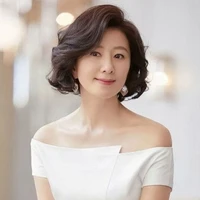 Cẩm Uyên (mẹ nu9)