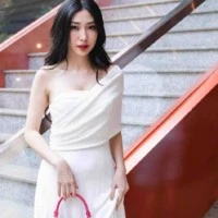 Khổng Tú Quỳnh-Em