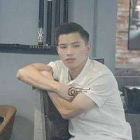 Ti ( hắn ta)