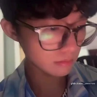 Tác Giả đi ngược với xã hội