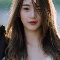 Hin ( cô ) 