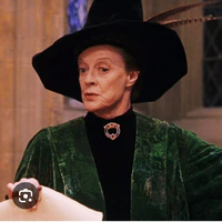 Giáo sư McGonagall