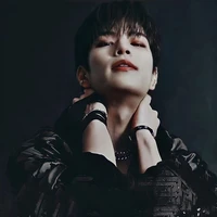 Kim Seungmin_ bạn Minho