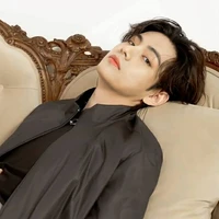 Kim Taehyung ( hắn)