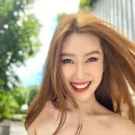 thúy ngân(cô)