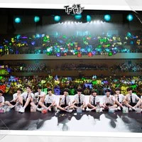 tf gia tộc f4