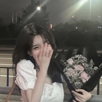 Lưu Hoàng Thư💚