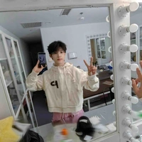 Trương Trạch Vũ ( cậu )