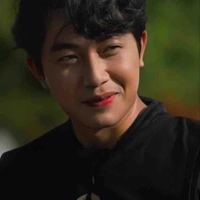 Cris Phan 