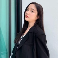 Freen_Sarocha Chankimha(cô)