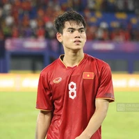 Khuất Văn Khang