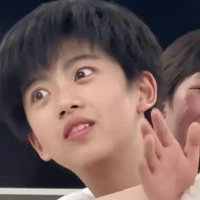 Nhỏ tác giả hay bị khùng 🤡