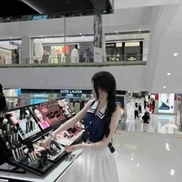 Phụng Vy