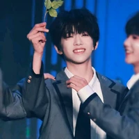 Trương Hàm Thụy(cậu)