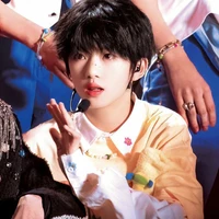 Trương Hàm Thuỵ