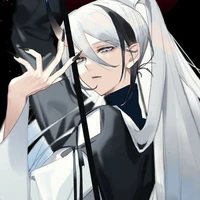 White Pearl( nhân cách 2 của mina)