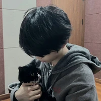 Trương Hàm Thụy