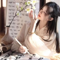 Người cai quản giao giới