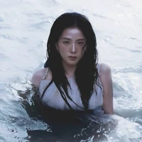 Kim Jisoo - Chị