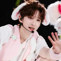 Hạ Tuấn Lâm _ em